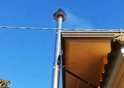Težava z dimom na dimniku z ukrivljenim ali vodoravnim dimnikom